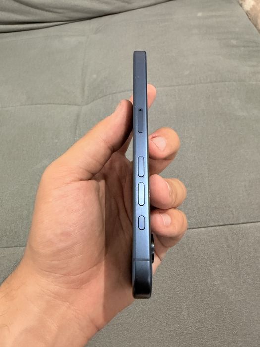 iphone 15 Pro folosit, in stare foarte buna!