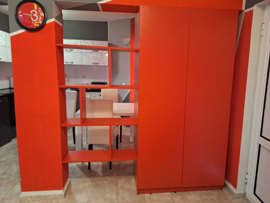 Нов двукрилен гардероб