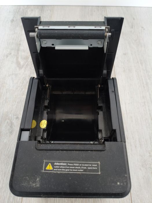 Продам монитор и принтеры чеков