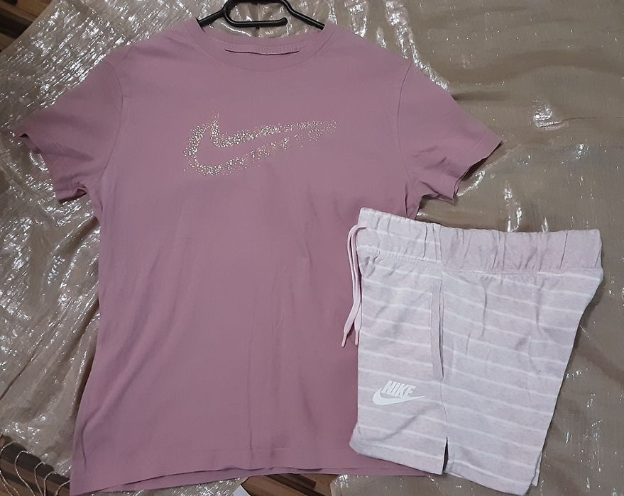 (М 137-147) NIKE детски оригинален сет 26€