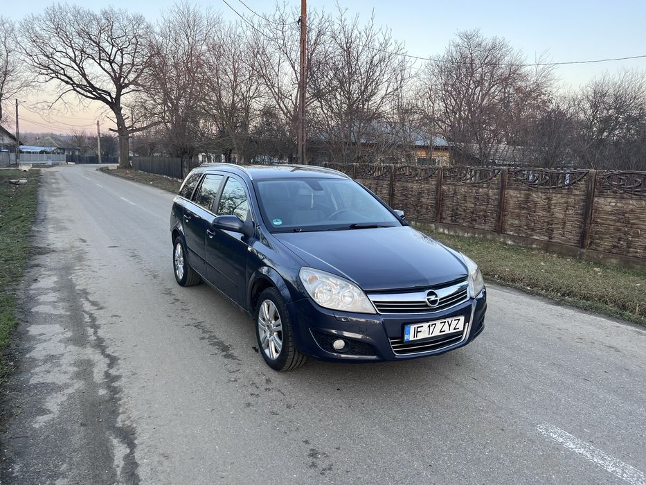 Opel Astra H 1.6 Benzina An 2010