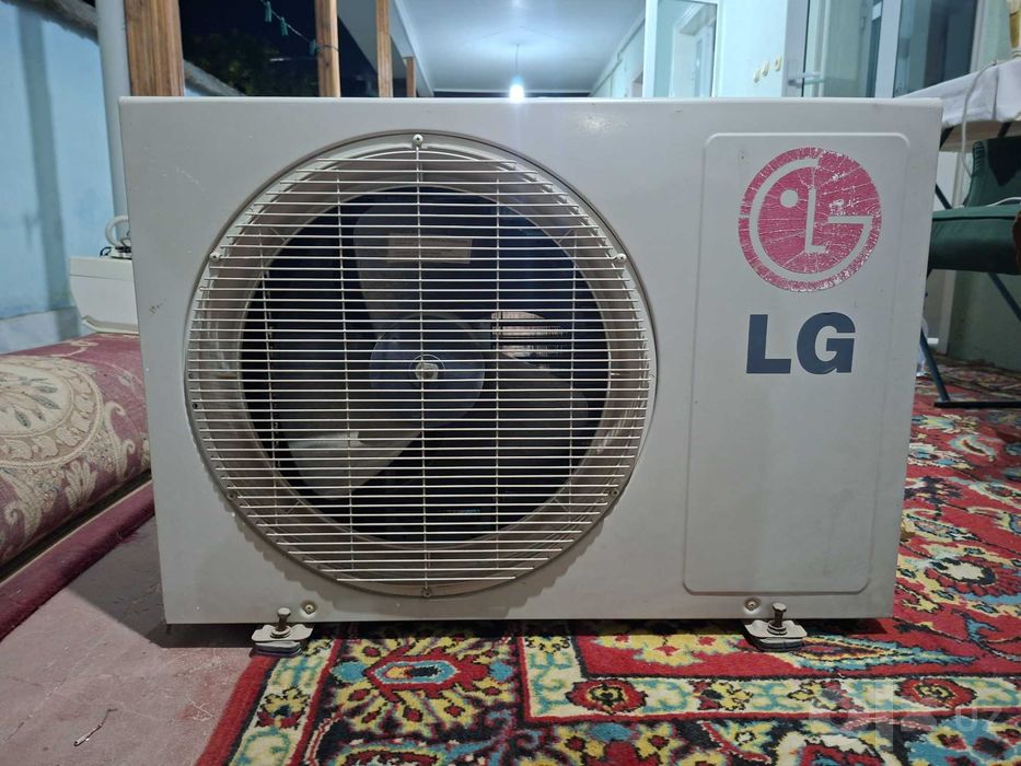 Срочно продаётся кондиционер LG оригинал 12