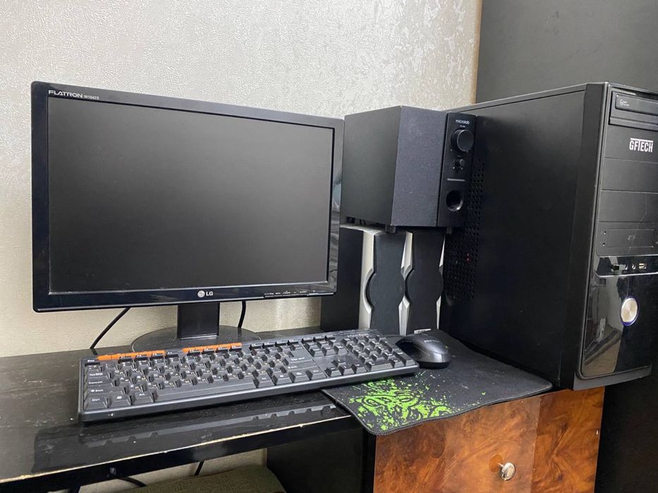 компьютер на столний