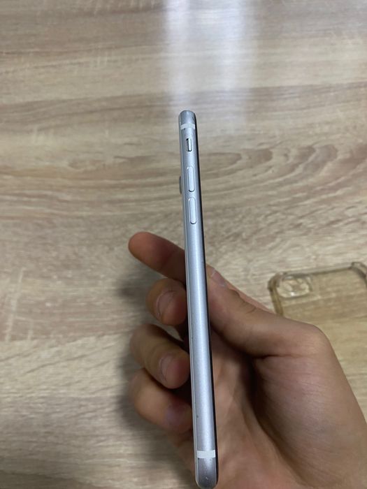 iPhone se 2020 64gb