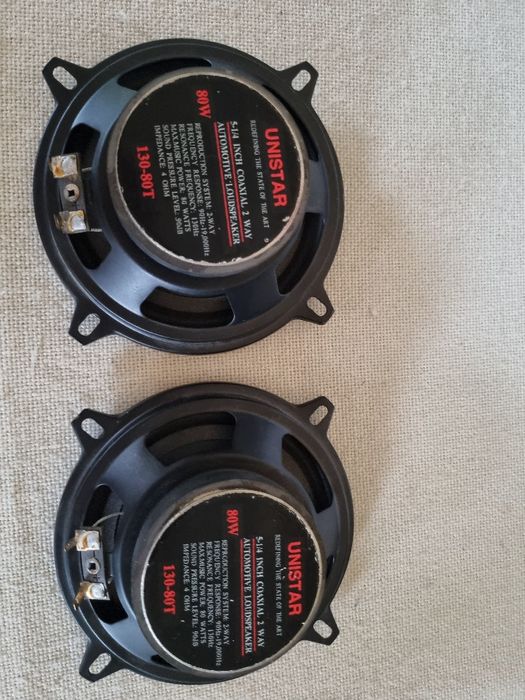 Difuzoare Unistar auto. 8 ohms, 40 watts, 13 cm. Impecabile