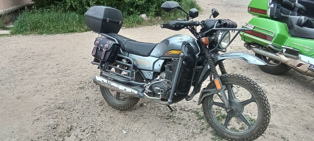 Продам хороший мотоцикл.