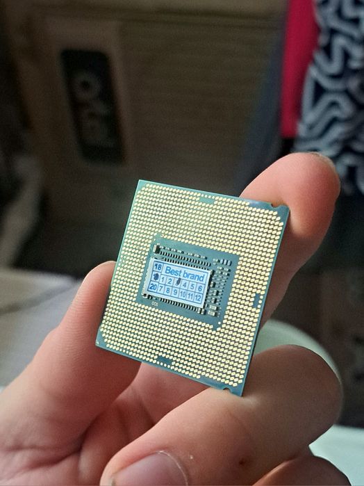 Процессор Intel Pentium G5400 
​Надежный и шустрый процессор