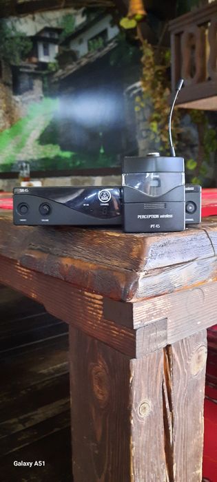 Продавам инструментално  дистанционно Akg PT45
