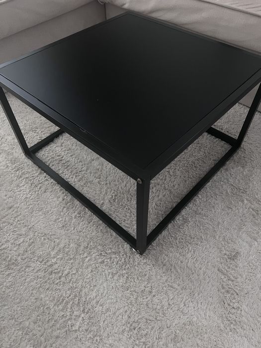 Masuta de cafea din metal cu sticla