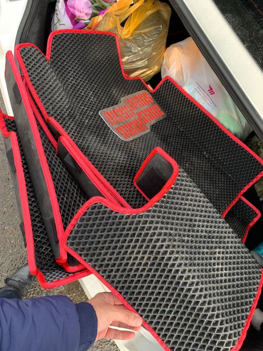 Ева полики на лексус