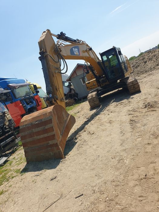 Inchiriez utilaje de construcții si autobasculante 8x4 , 7,5T