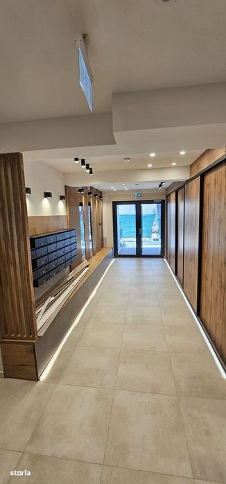 Garsonieră de vanzare nouă cu balcon mare Tractorul, Brașov — fotografia 3