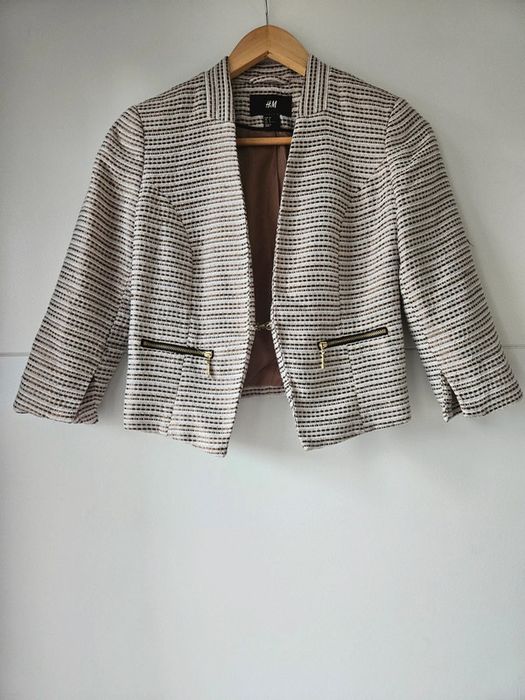 Късо сако h&m хс размер