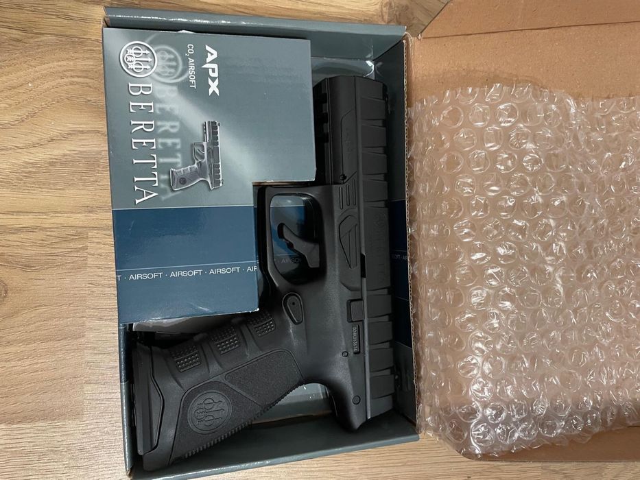 Pistol Airsoft BERETTA APX