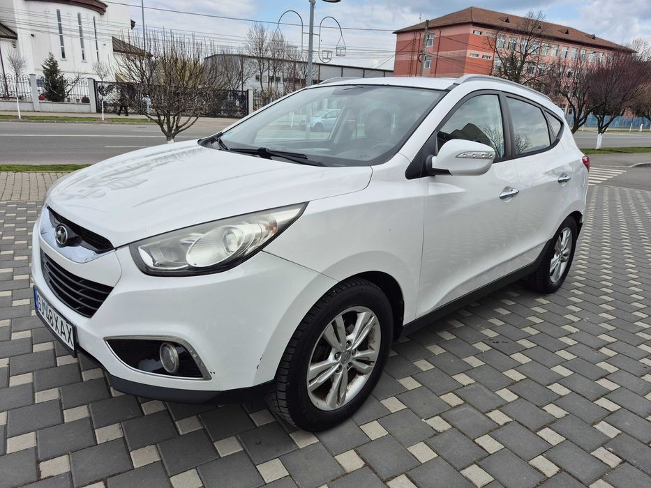 Auto, moto, ambarcatiuni autoturisme