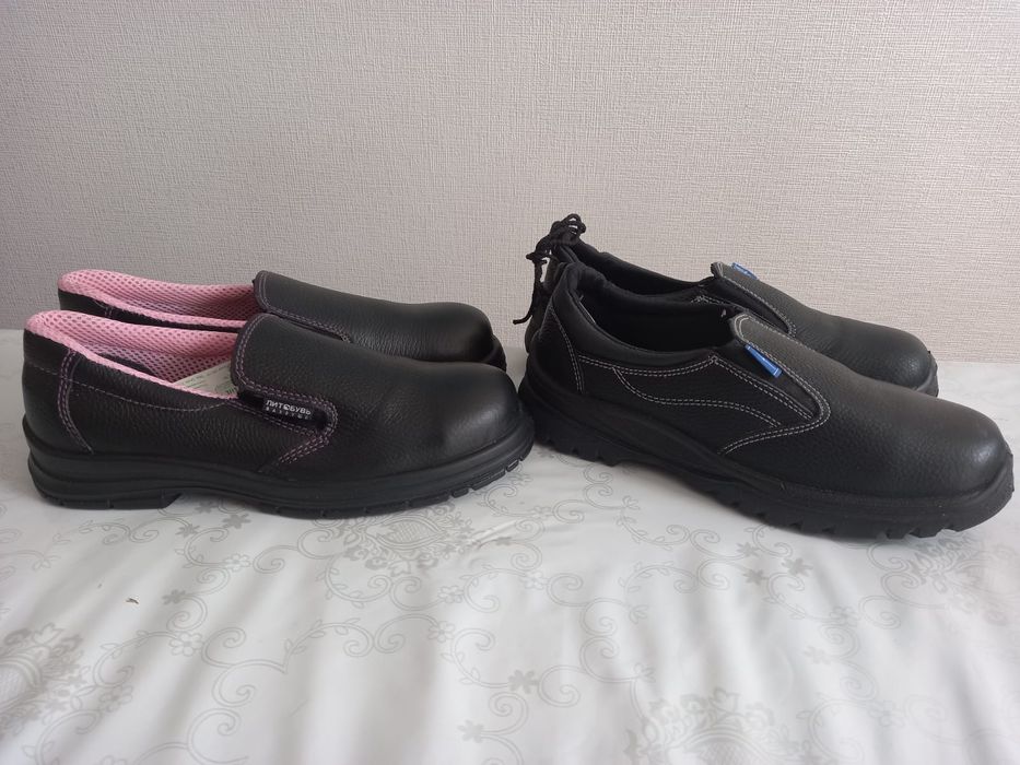 Продам ботинки рабочие, перчатки рабочие.