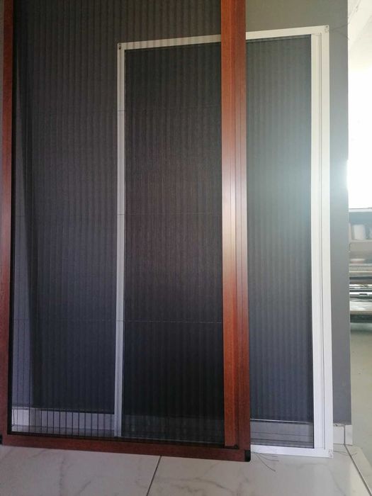 ПЛИСЕ Комарници - производител, изработка до 2 седмици