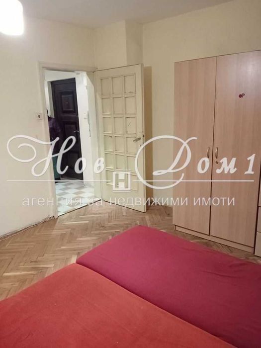 Дава се под наем Двустаен апартамент в Варна, Левски - 50 кв.м за 300 € - Снимка #2