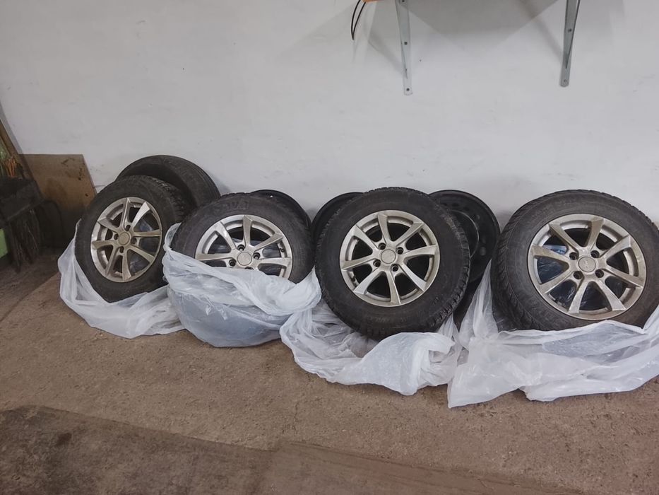 Продам колеса на 14