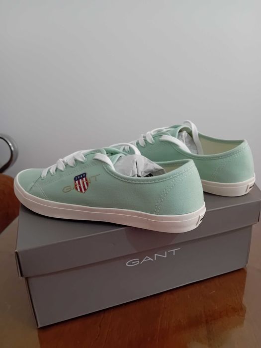 Tenesi Gant nou cutie