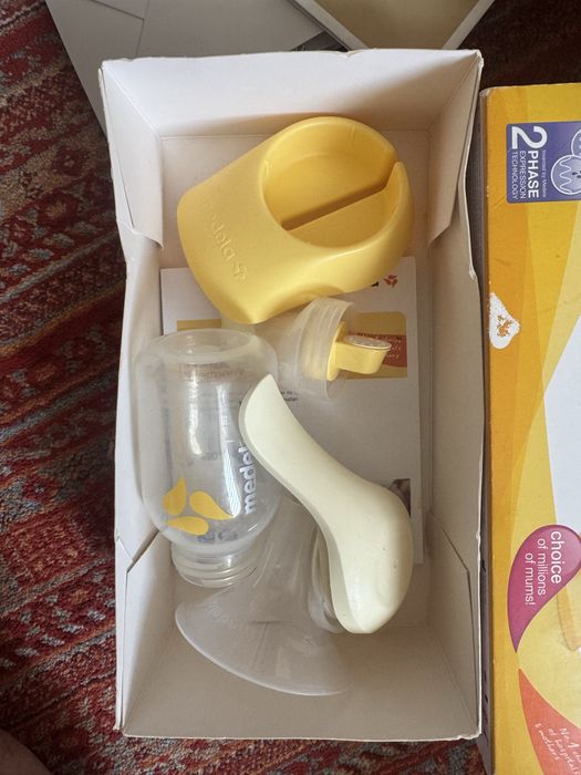 Молокоотсос ручной Medela