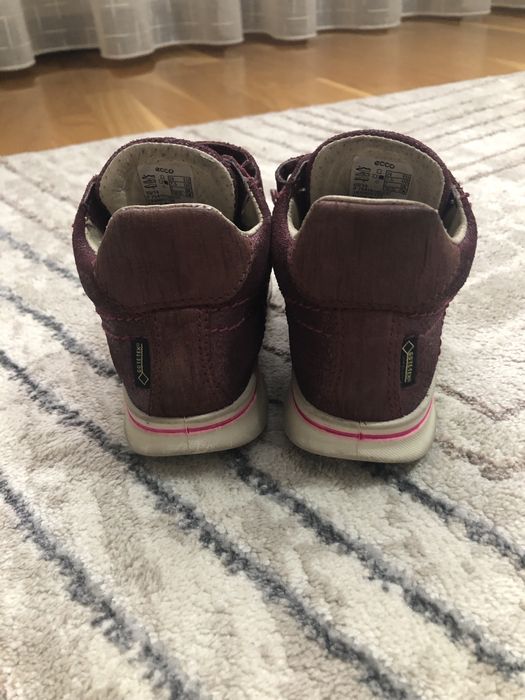 Осенне весенние ботинки Ecco