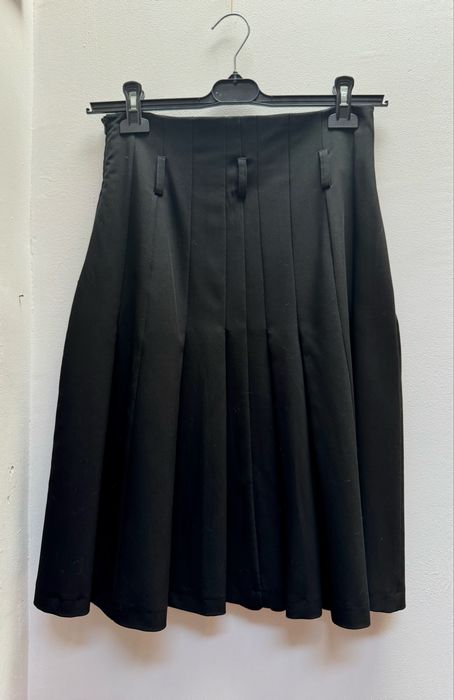 Fusta neagra cu pliuri midi