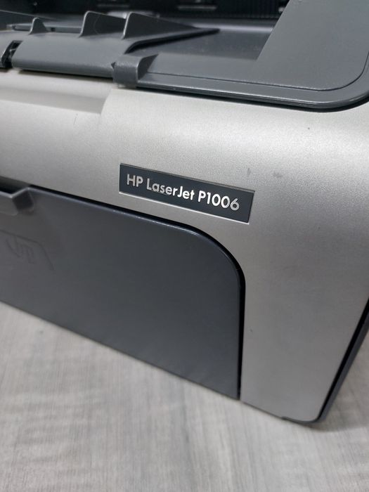 HP LaserJet P1006
принтер