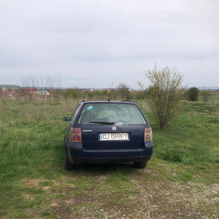 VOLKSWAGEN Passat 2003 — imagine 2