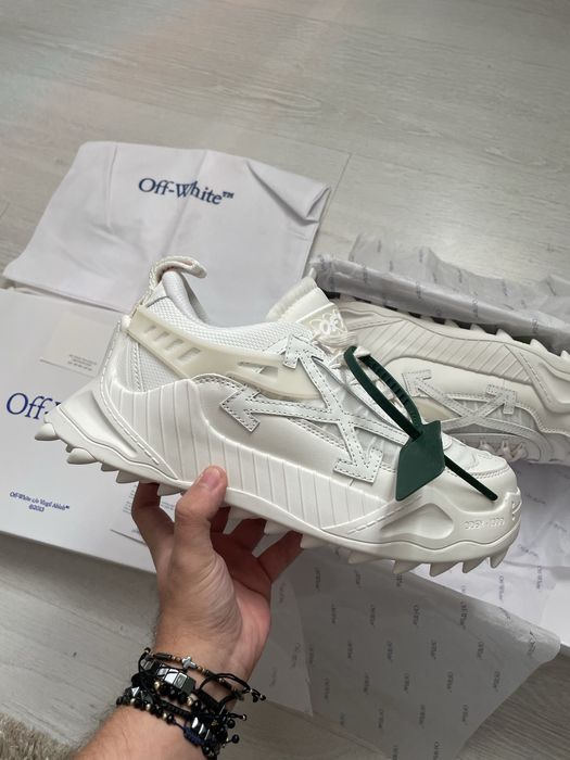 PREMIUM ! Off white odsy full white ! 40,41
