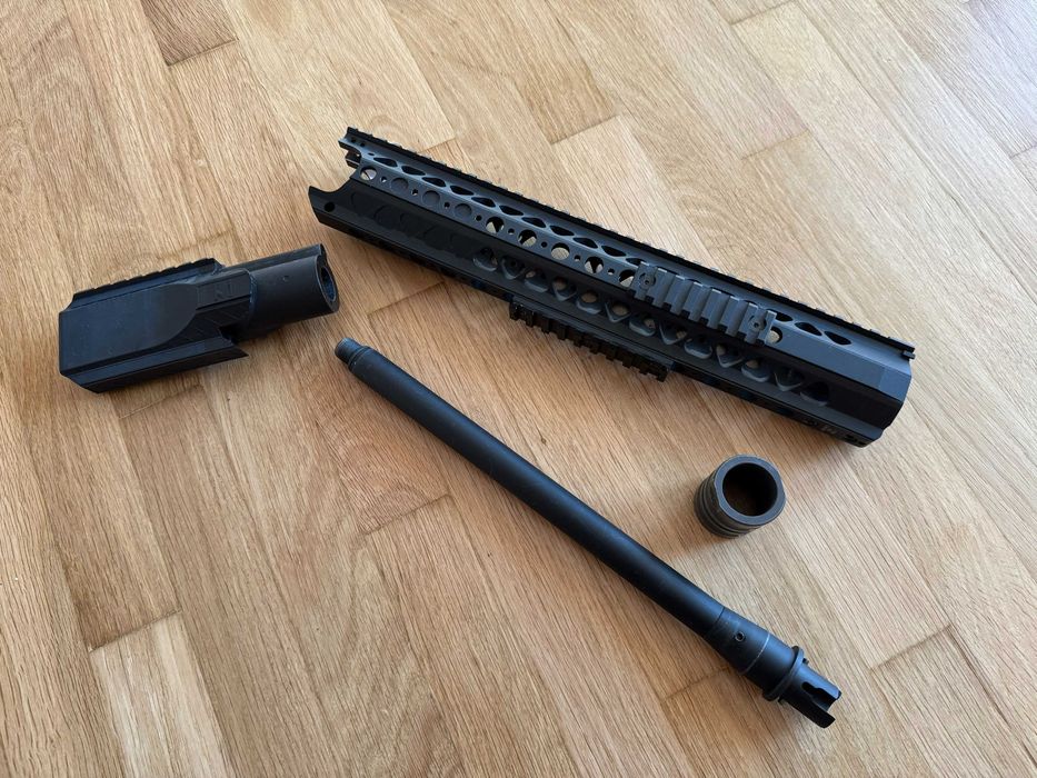 Airsoft sina RIS, uluc Krytac LVOA-C