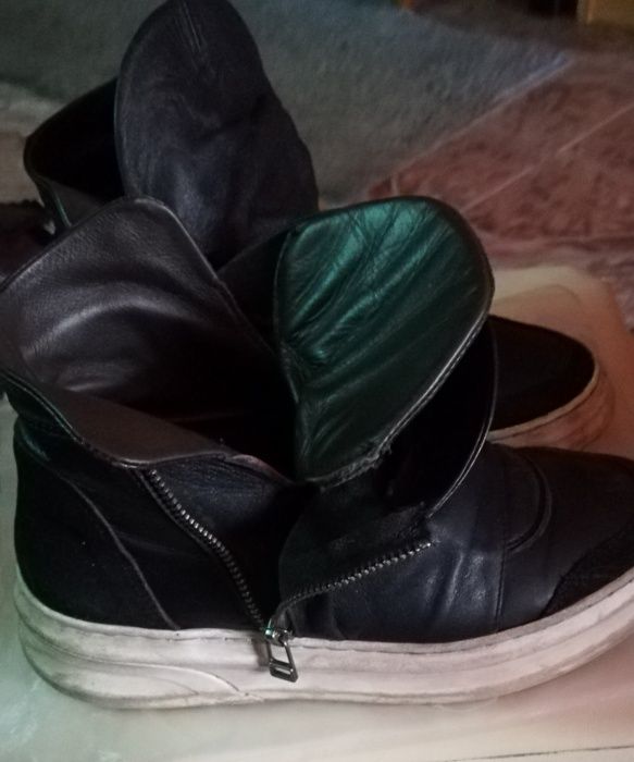 Унисекс боти от естествена кожа плюс подарък