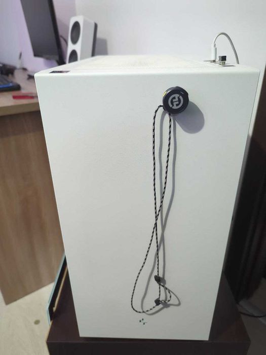 PC | ryzen 3600 | radeon 6600 8GB | 32GB Ram | 1TB nvme