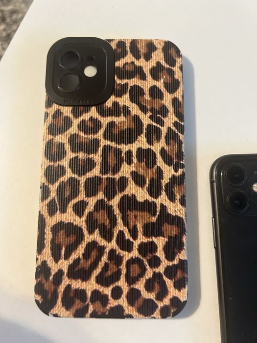 Сотовый iPhone 11