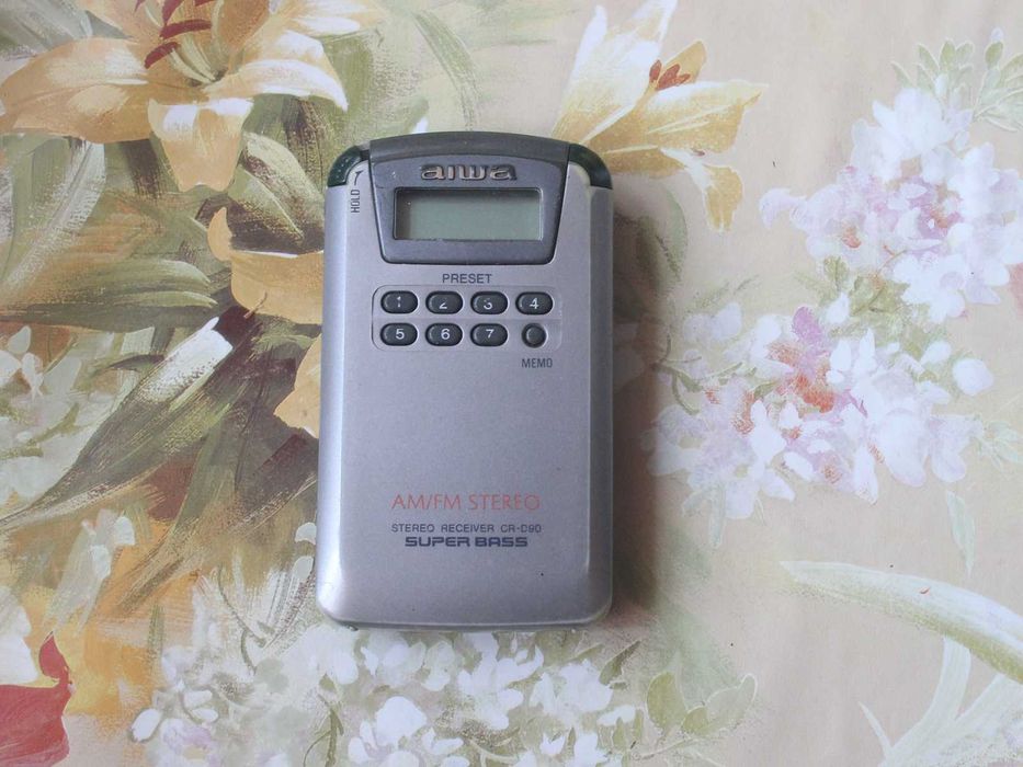 Малко цифрово радио Aiwa