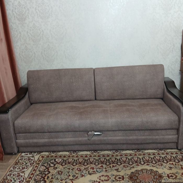 Продам диван в отличном состоянии