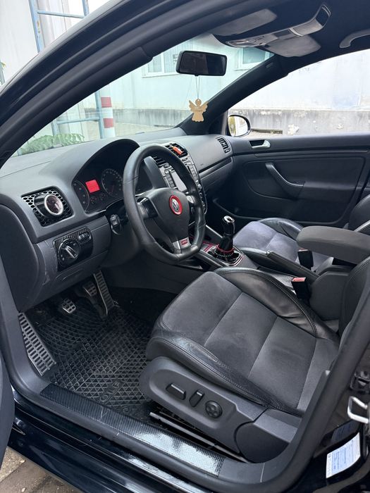 Se vinde Golf 5