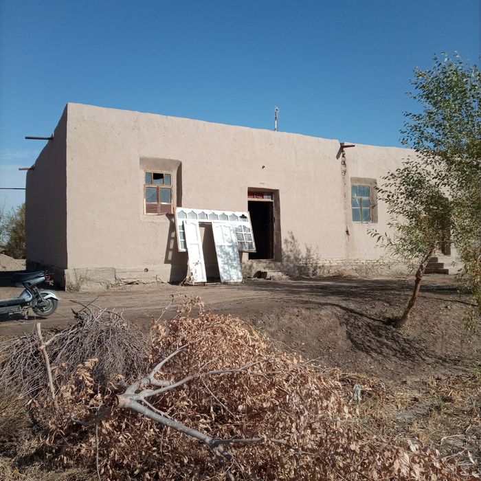 Uy sotiladi.Quralpa Da