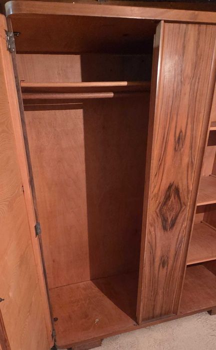 Гардероб от орех