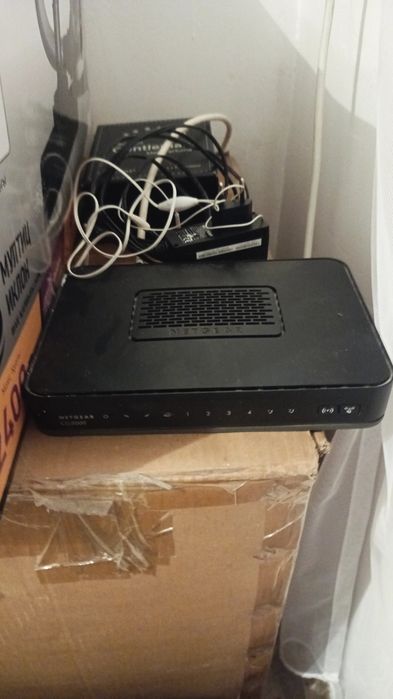 Продам модем Wifi Netgear срочно