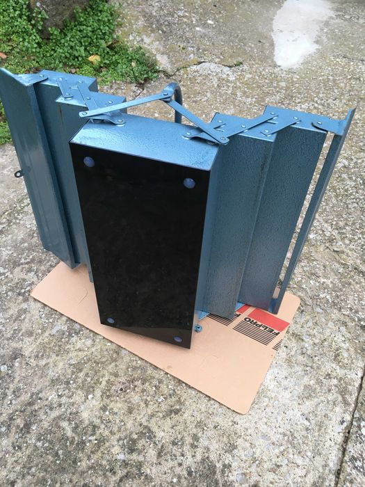 немски метален куфар за инструменти