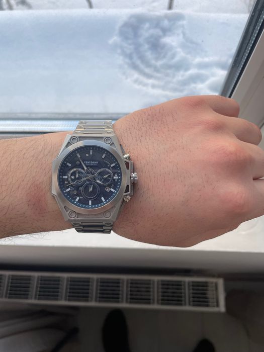 Продам часы в отличном состоянии