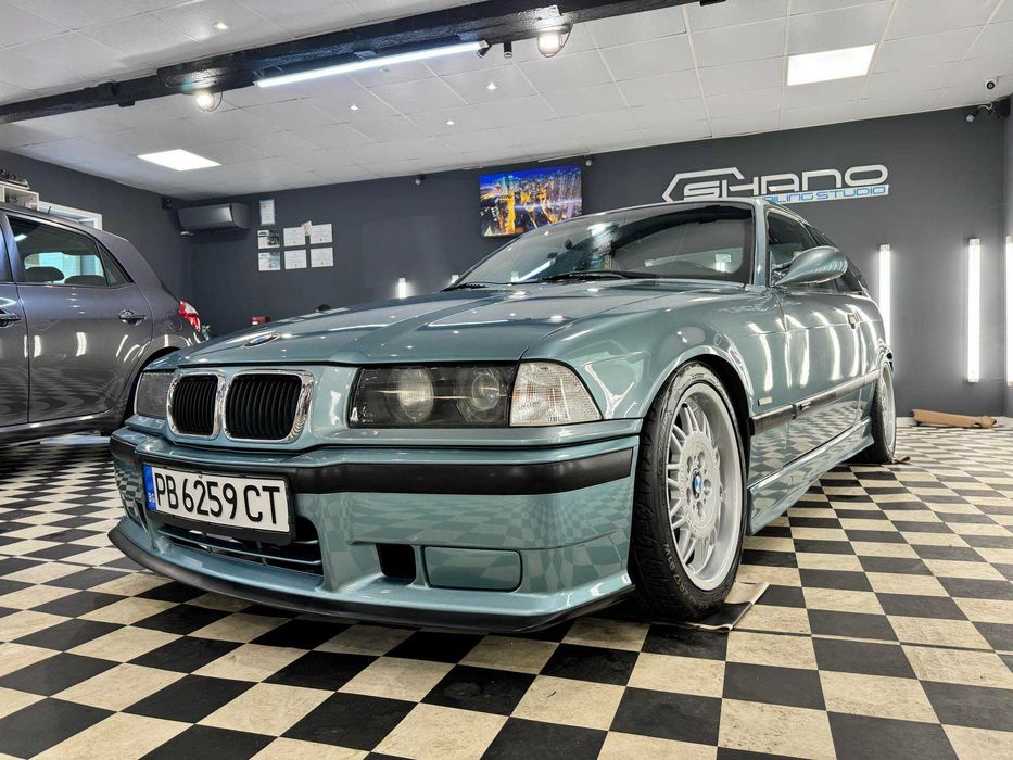 BMW E36 328 Coupe