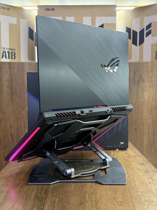 Ноутбук игравой Rog strix