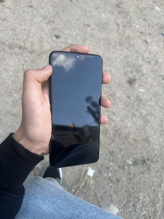 Redmi 9T одна проблема на экране трещина