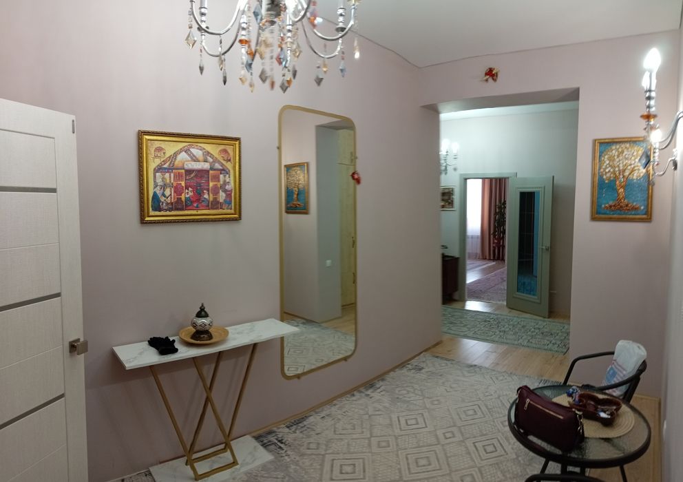 Продам 3-х к.кв, 130кв.м