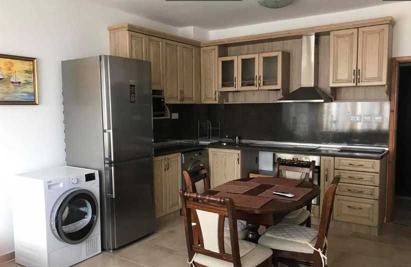 Дава се под наем Двустаен апартамент в Бургас, Меден рудник - зона А - 60 кв.м за 175 € - Снимка #6