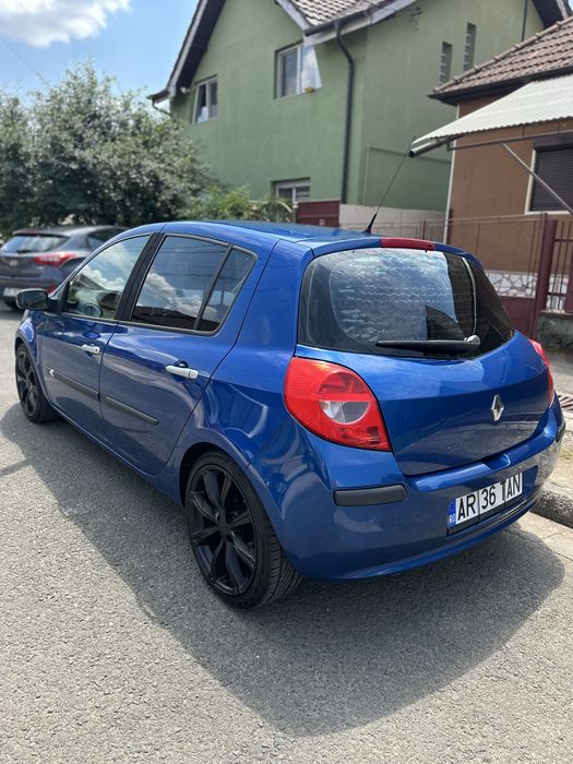 Renault Clio 1.4 benzina