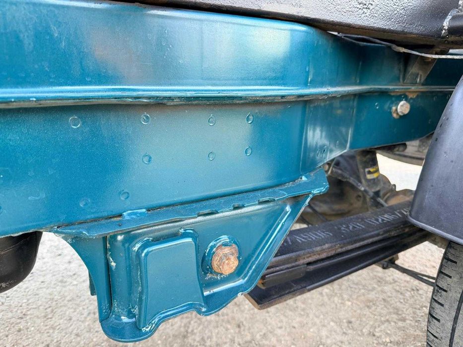 Mercedes Sprinter 415 / 3,5 T / basculabila pe cutie