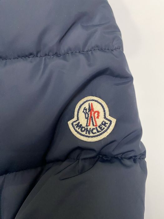Куртка Moncler.